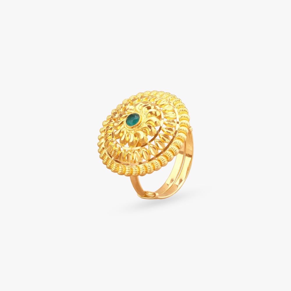 

Heritage Dome Gold Ring