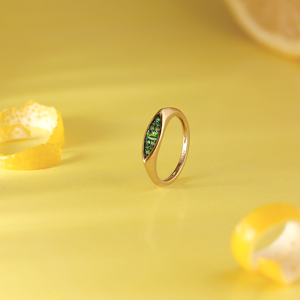 Sculpted Distinct Tsavorite Gold Ring,,hi-res image number null