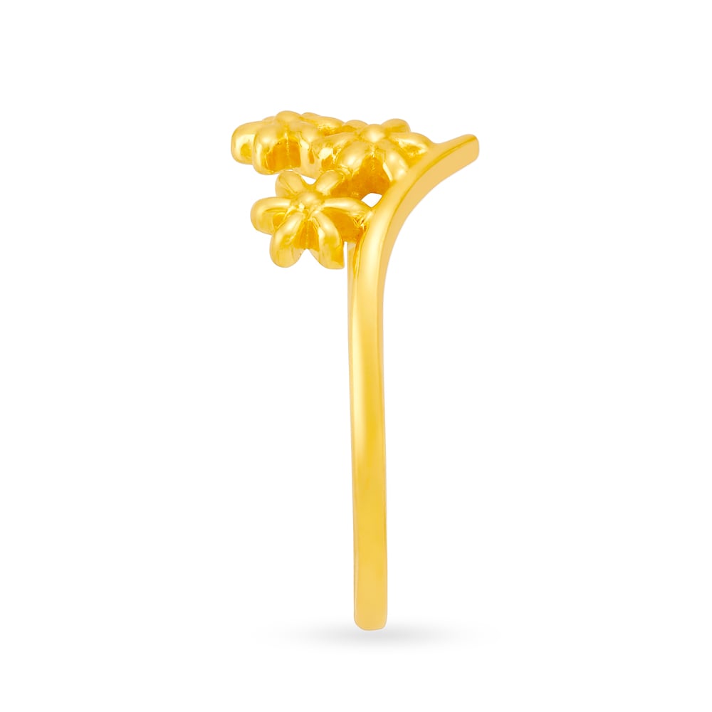 Adorable 22 Karat Yellow Gold Floral Finger Ring,,hi-res image number null