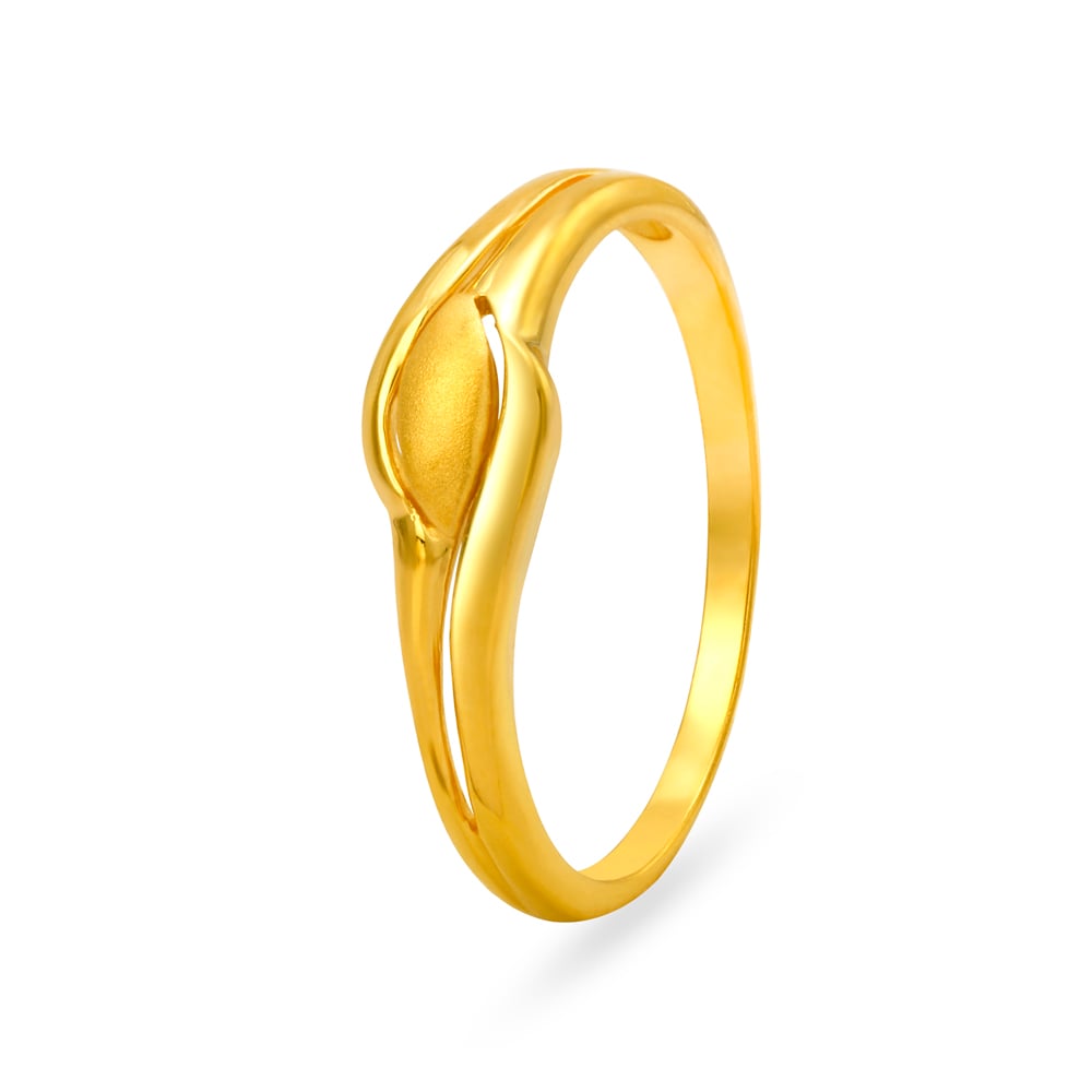 Dainty 22 Karat Yellow Gold Flowerbud Finger Ring