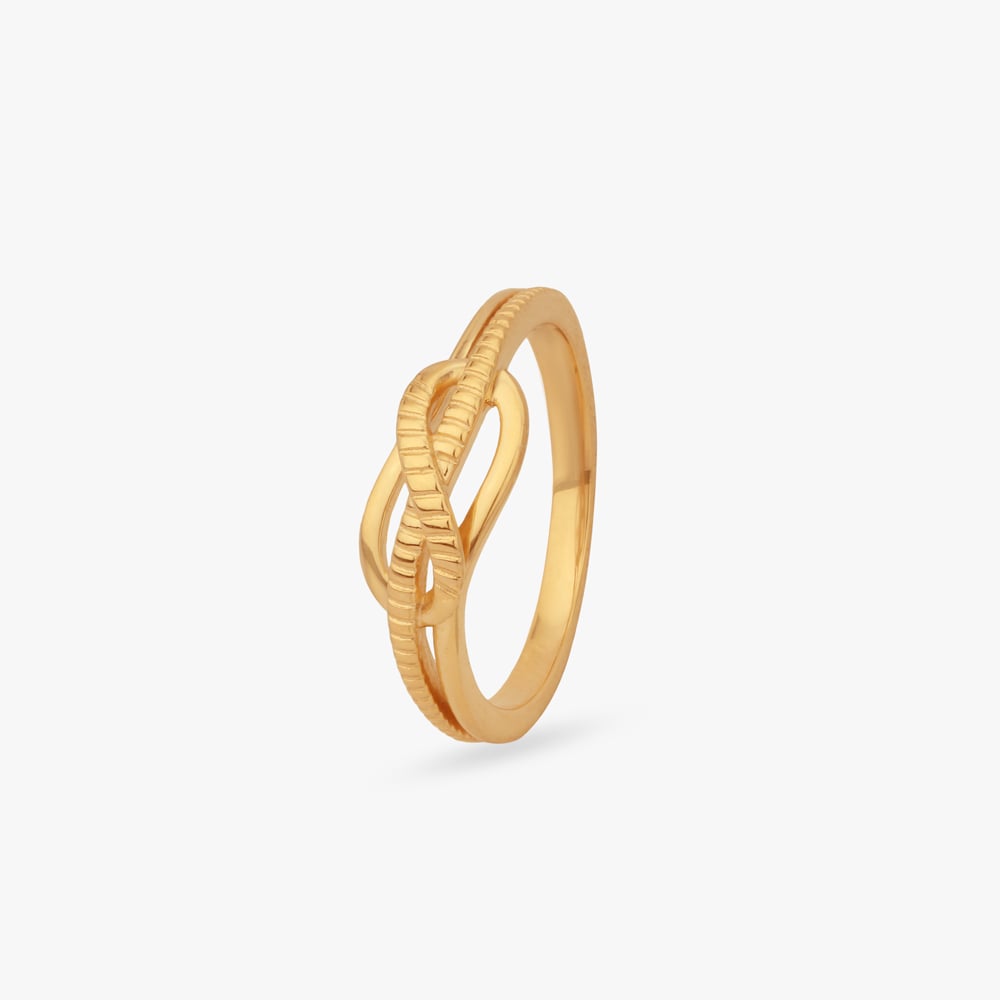 

Woven Knot Gold Ring
