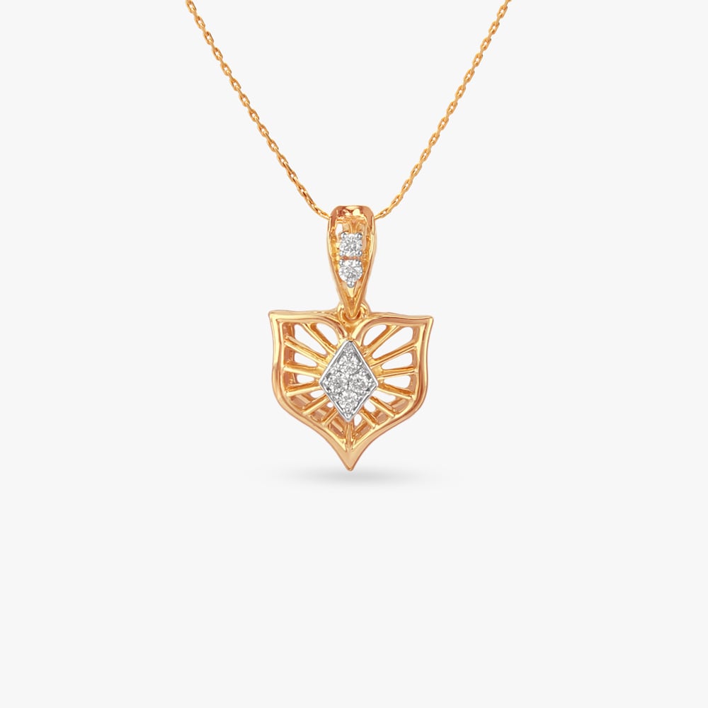 

Radiant Rhombus Diamond Pendant