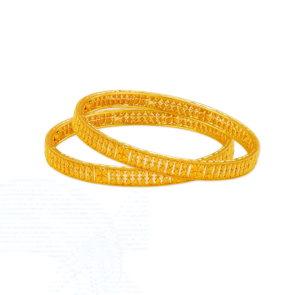 

Opulent 22 Karat Yellow Gold Beaded Bangle