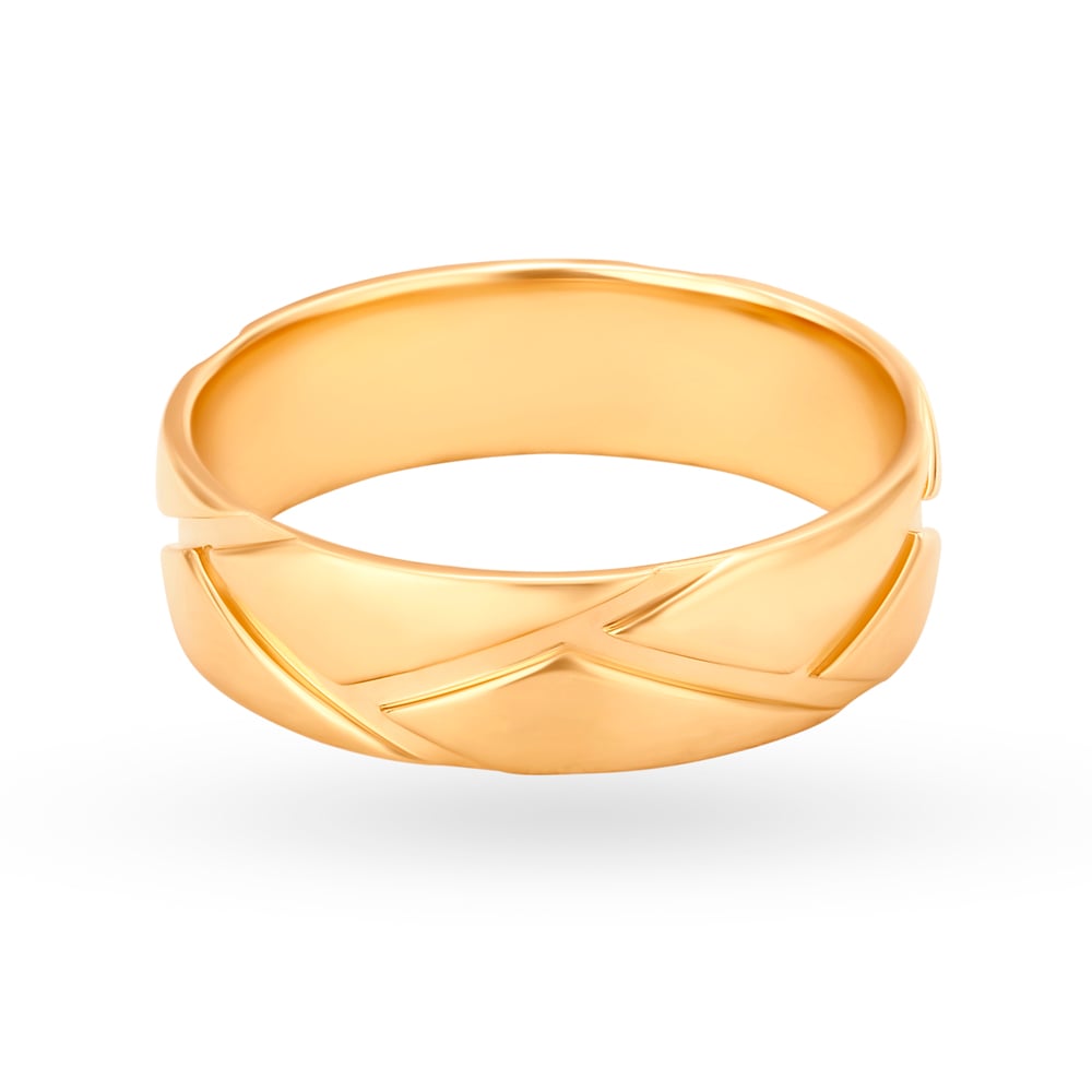 

Modern 22 Karat Yellow Gold Criss Cross Pattern Finger Ring