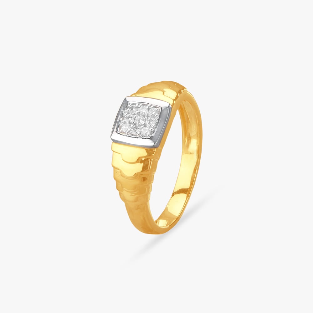 

Striking Sophistication Diamond Finger Ring for Men