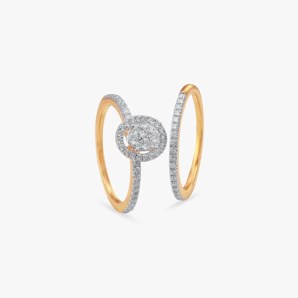 

Oval Affair Diamond Ring