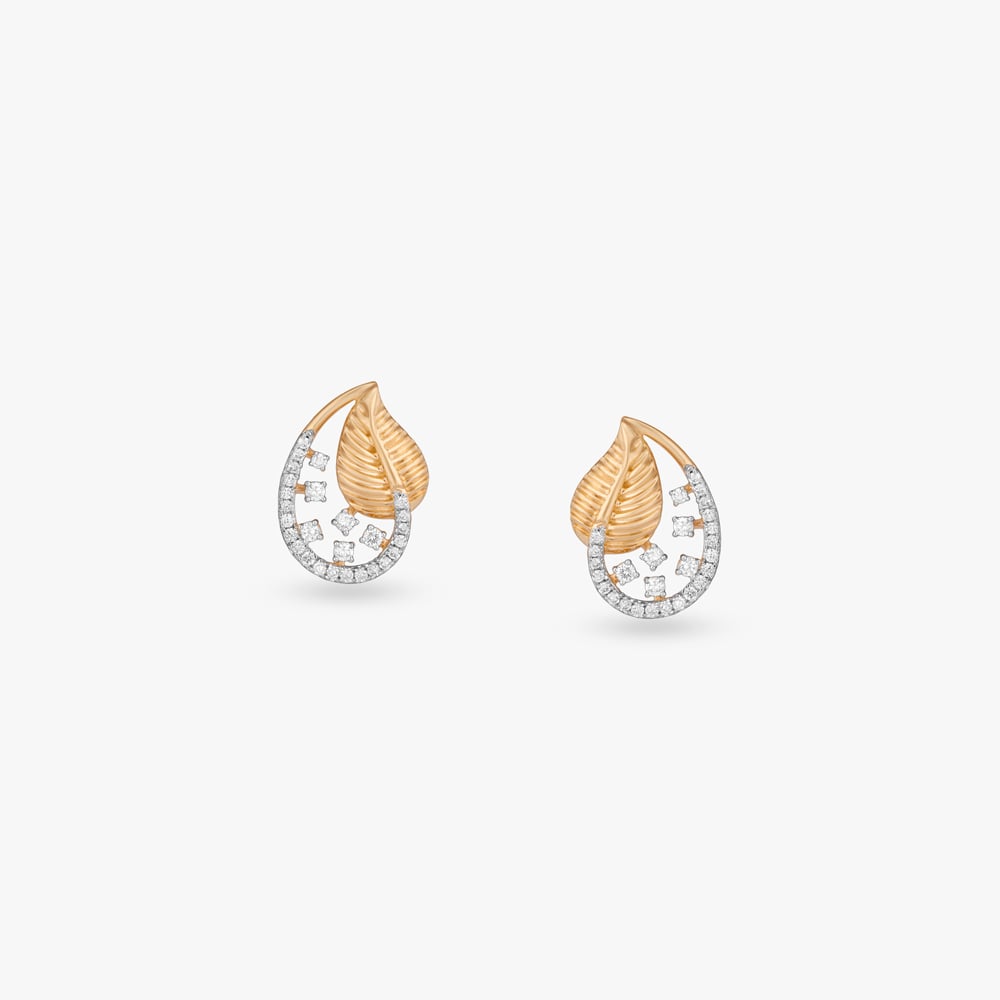 

Teardrop Gleam Diamond Stud Earrings