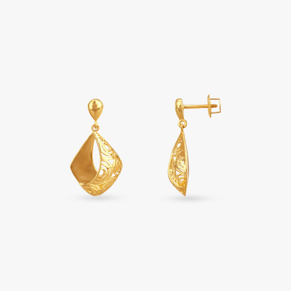 

Artistic Filigree Gold Drop Earrings