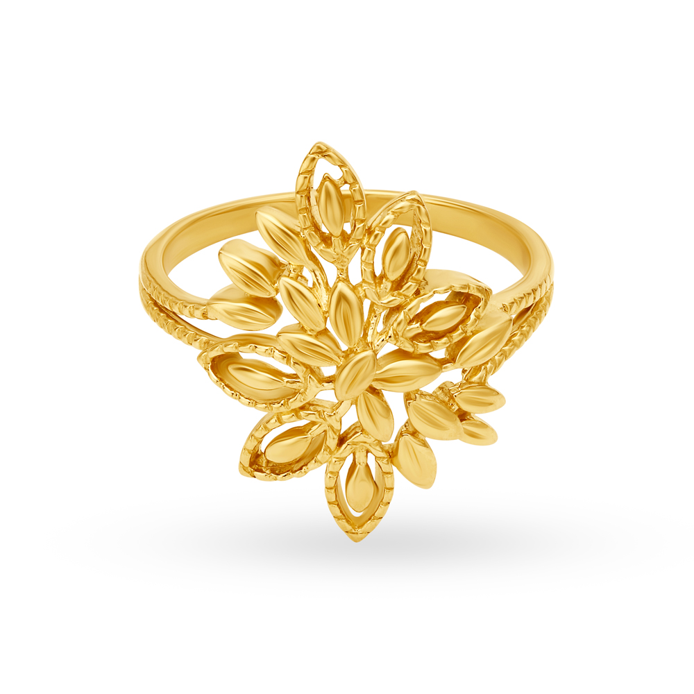 Breathtaking 22 Karat Yellow Gold Floral Motif Finger Ring,,hi-res image number null