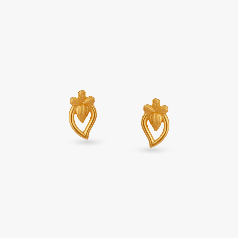 

Petal Heart Gold Stud Earrings for Kids