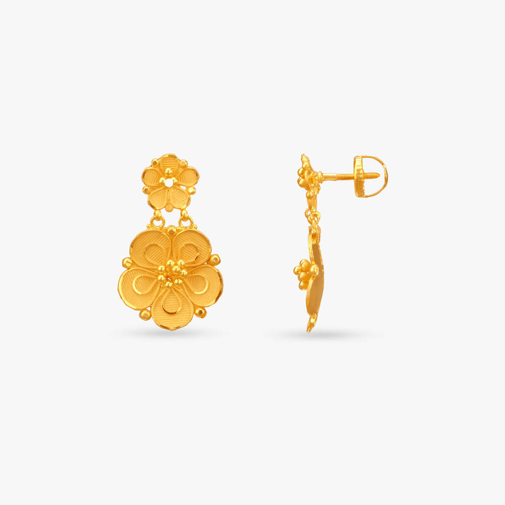 Fivefold Floral Gold Pendant and Earrings Set,,hi-res image number null