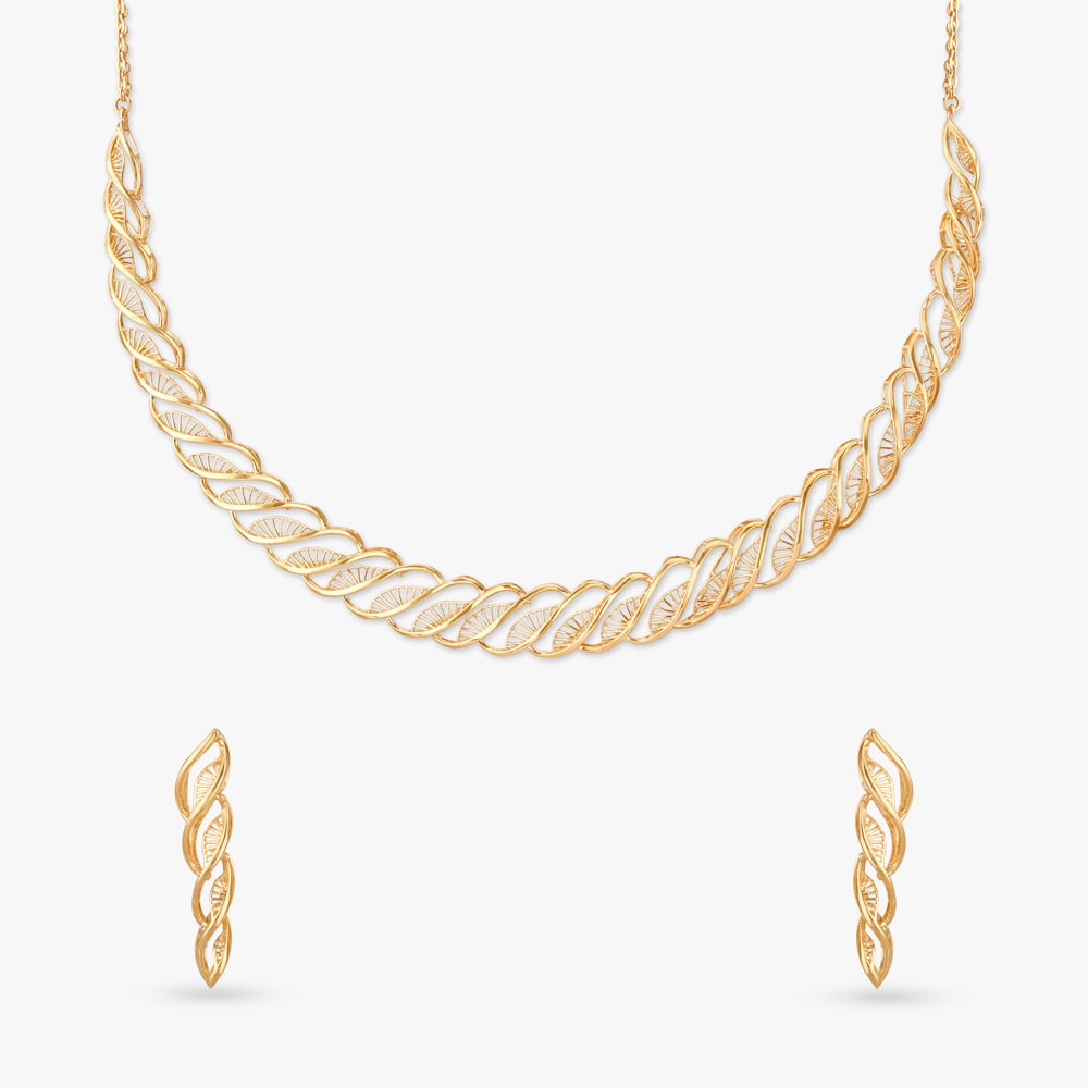 

Twirling Leaf Gold Necklace Set