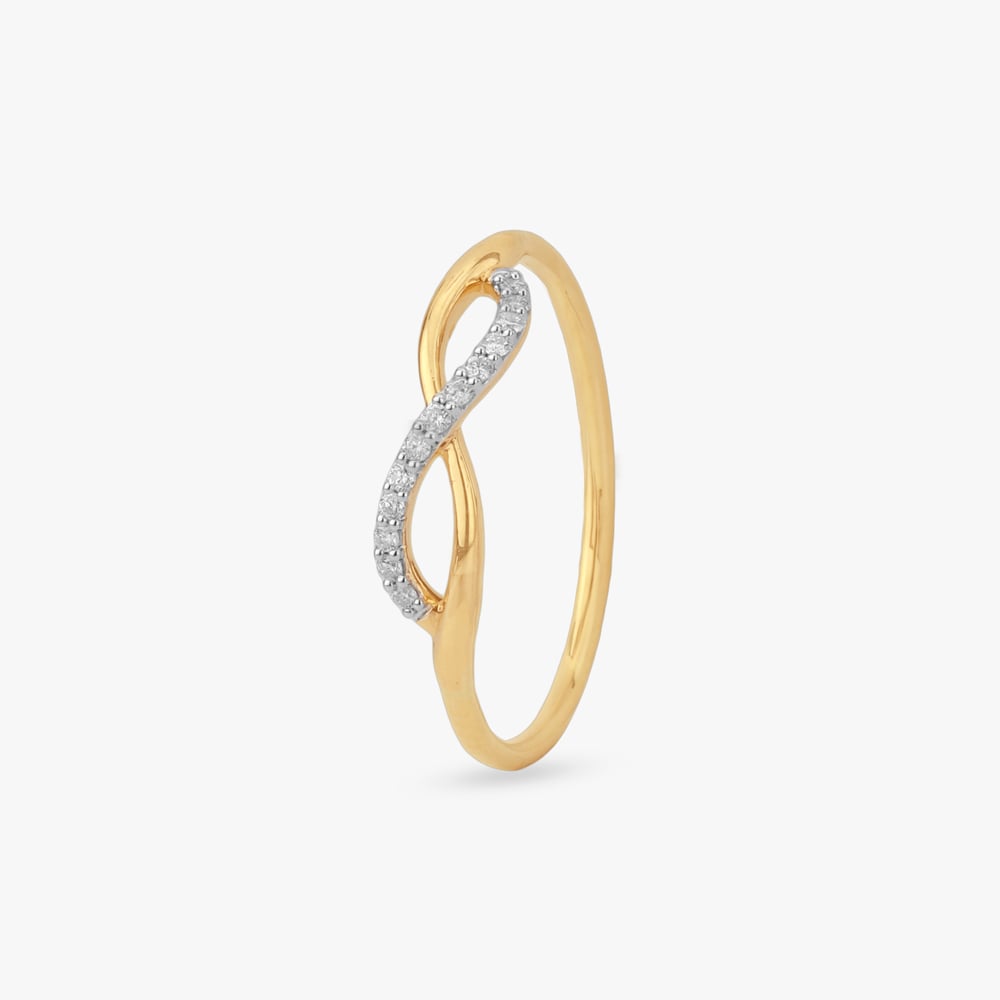

Infinity Sweep Diamond Ring