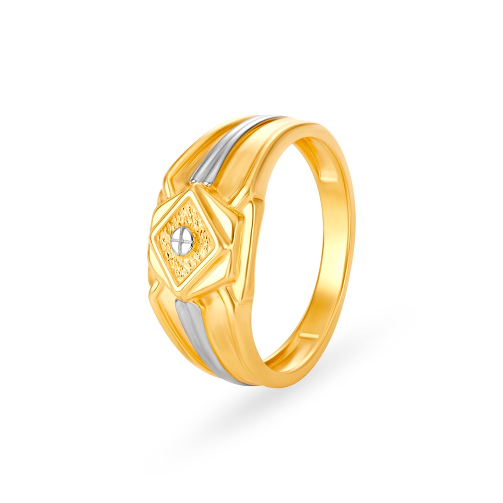 Alluring Gold and Diamond Finger Ring for Men