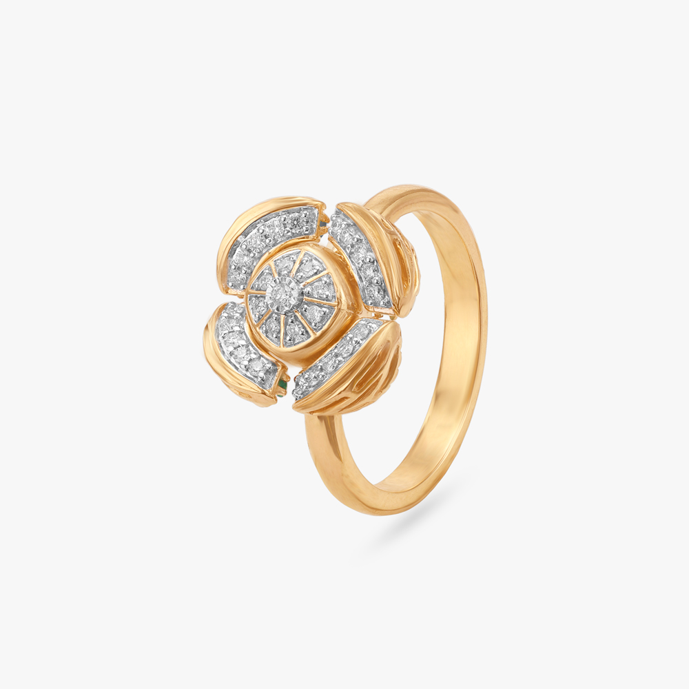 

Spiral Sparkle Diamond Ring