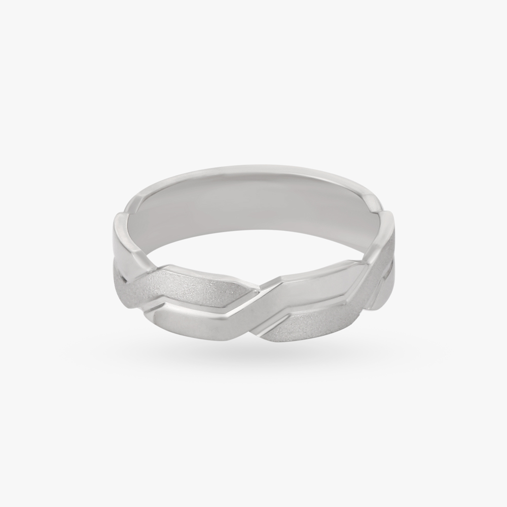 Dynamic Edge Finger Ring,,hi-res image number null