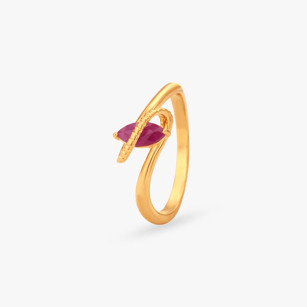 Crimson Slash Gold Ring,,hi-res image number null