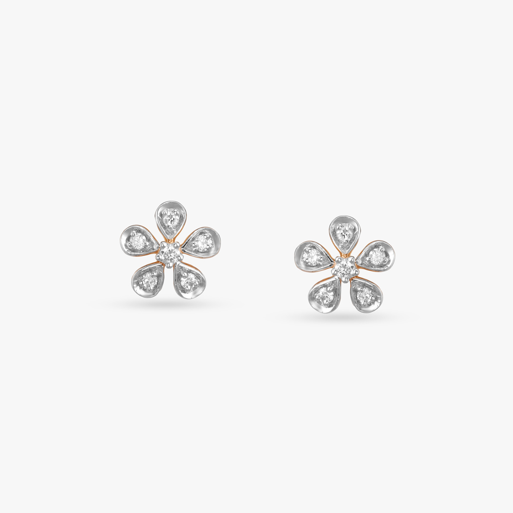 

Floral Gleam Diamond Stud Earrings