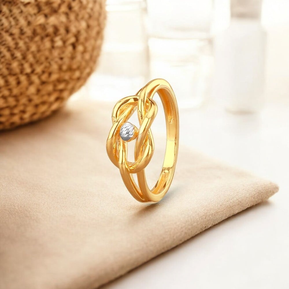 

Love Knot Gold Ring