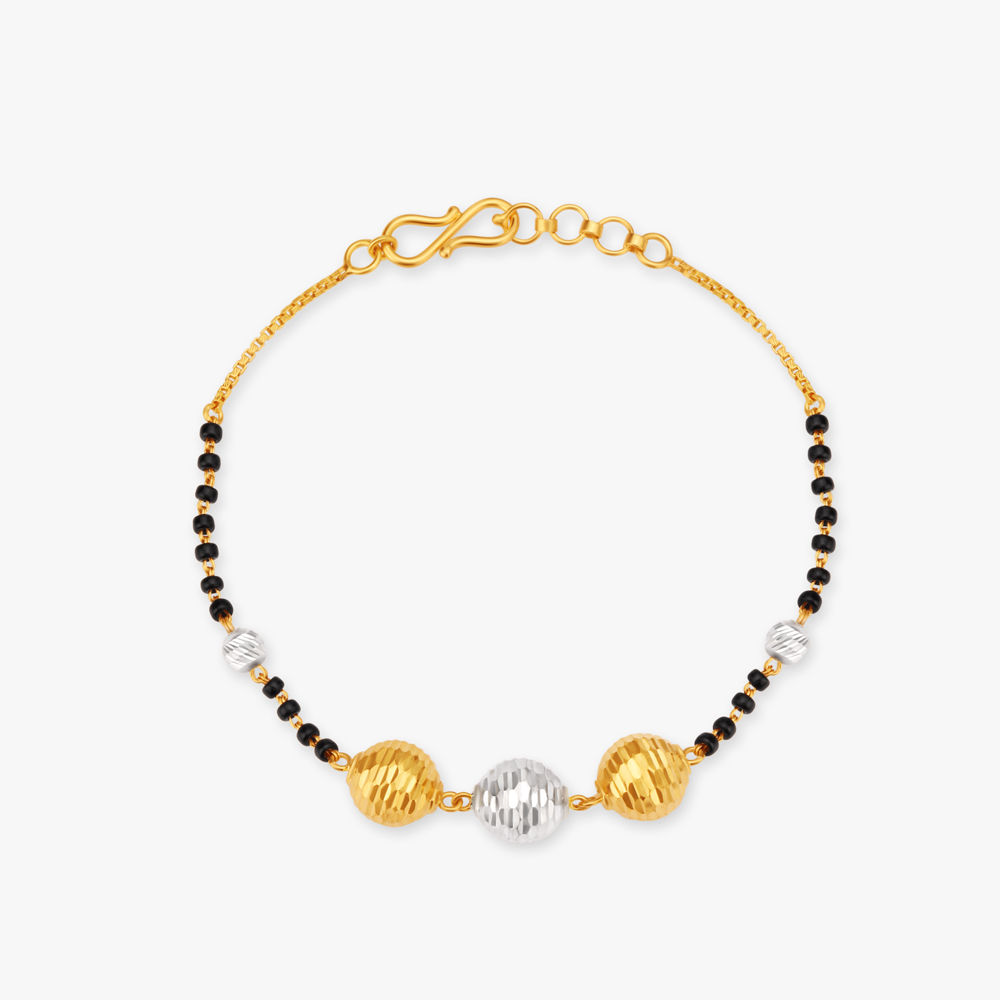 Chic Gold Bracelet,,hi-res image number null