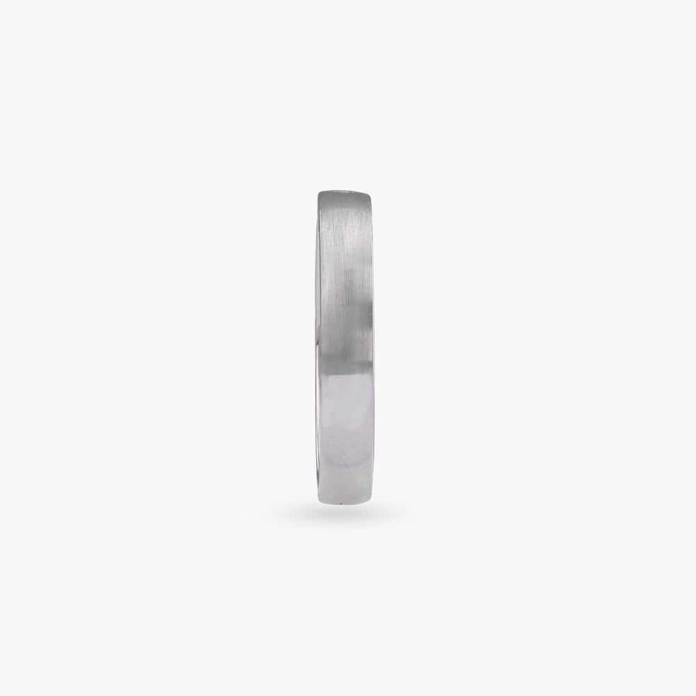 Vanguard Diamond Ring,,hi-res image number null
