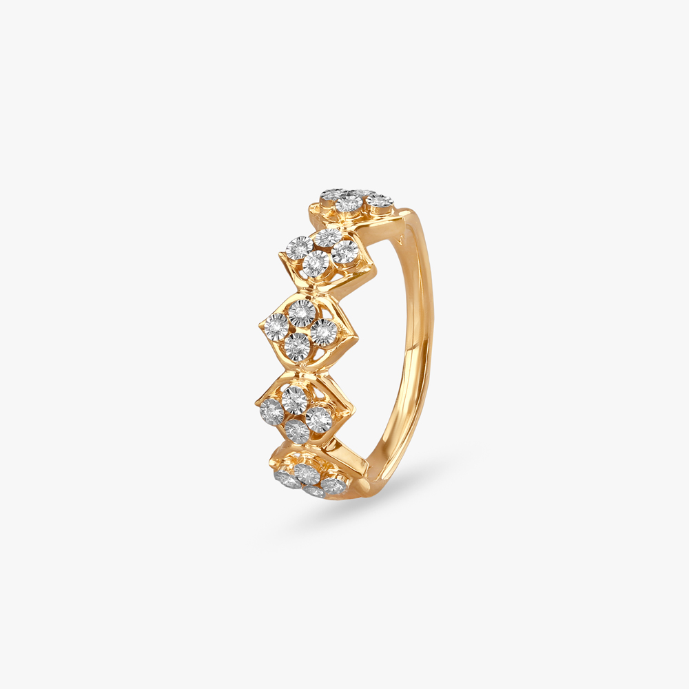 

Geometric Glow Diamond Ring
