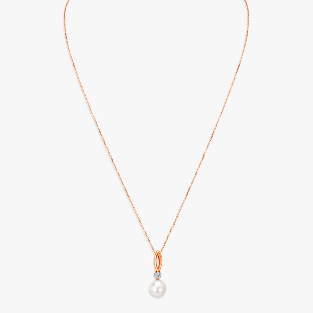 Graceful Pearl and Diamond Pendant with Chain,,hi-res image number null
