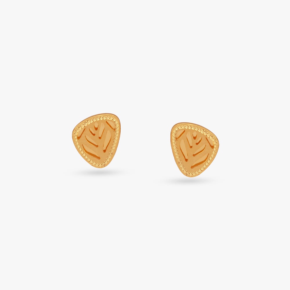 

Leaf Frame Gold Stud Earrings