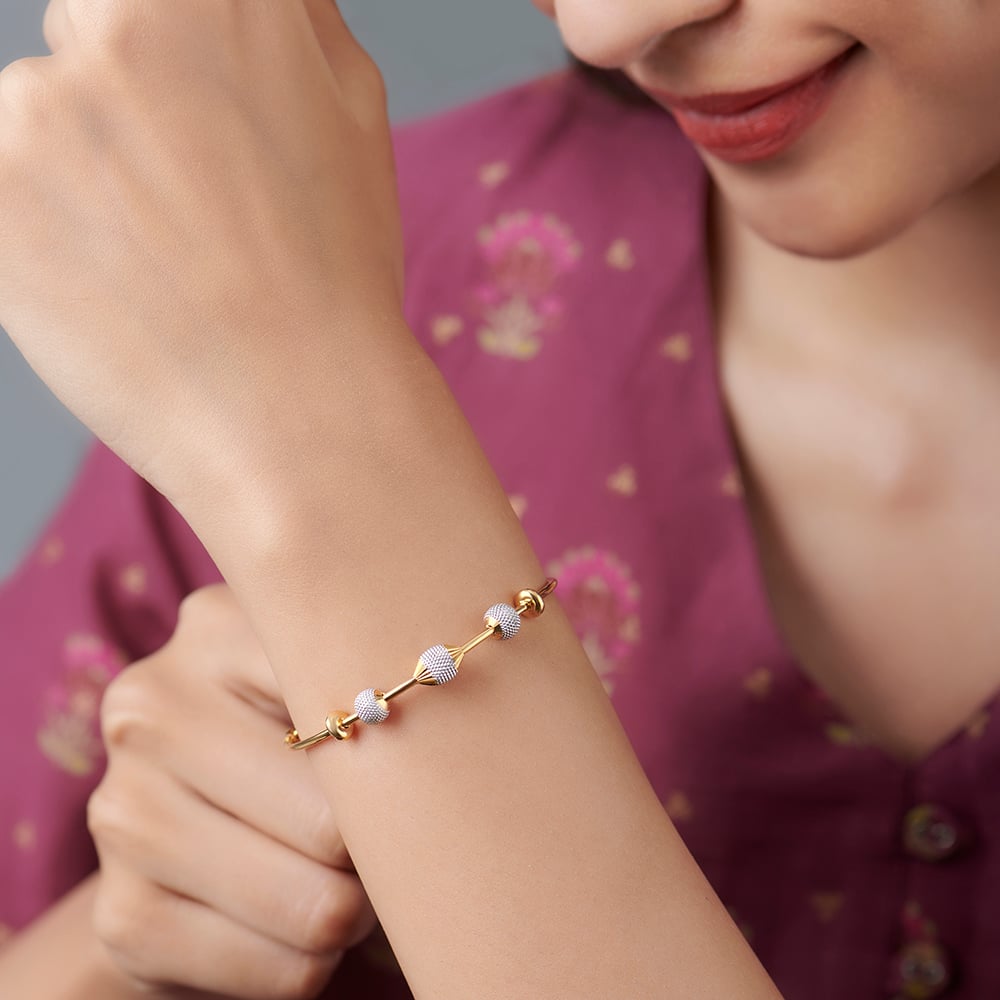 Slender Gold Bracelet,,hi-res image number null