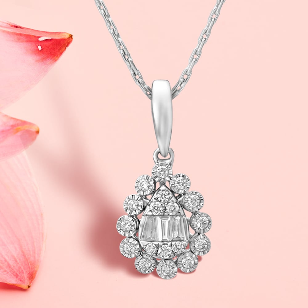 Stunning White Gold and Diamond Pendant,,hi-res image number null