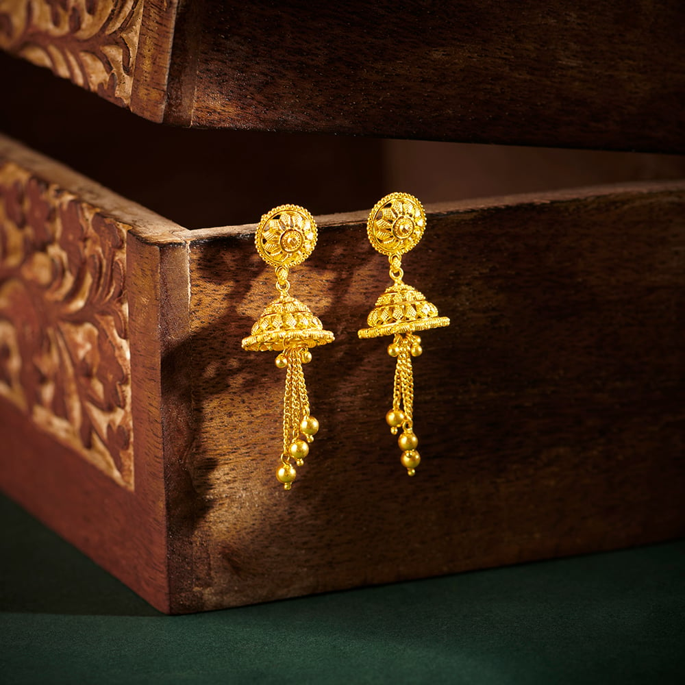 Tanishq Latest gold earrings|| 22k gold earrings #trending #shortvideo -  YouTube