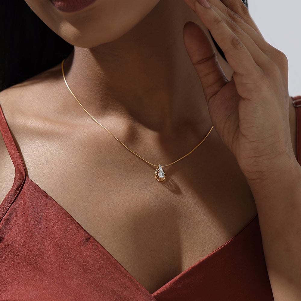 Faceted Poise Diamond Pendant,,hi-res image number null