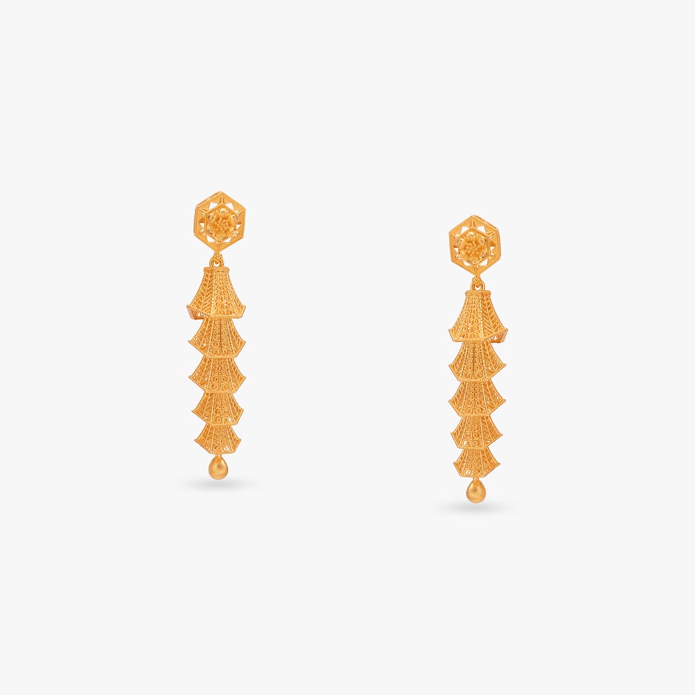 

Shobhamoy Dipalankar Gold Jhumka Earrings