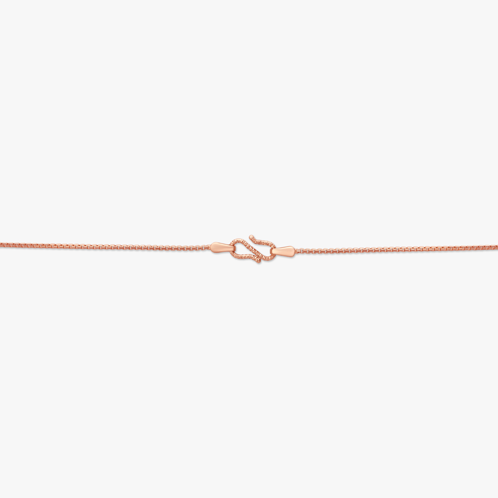 Minimalistic Box Chain,,hi-res image number null