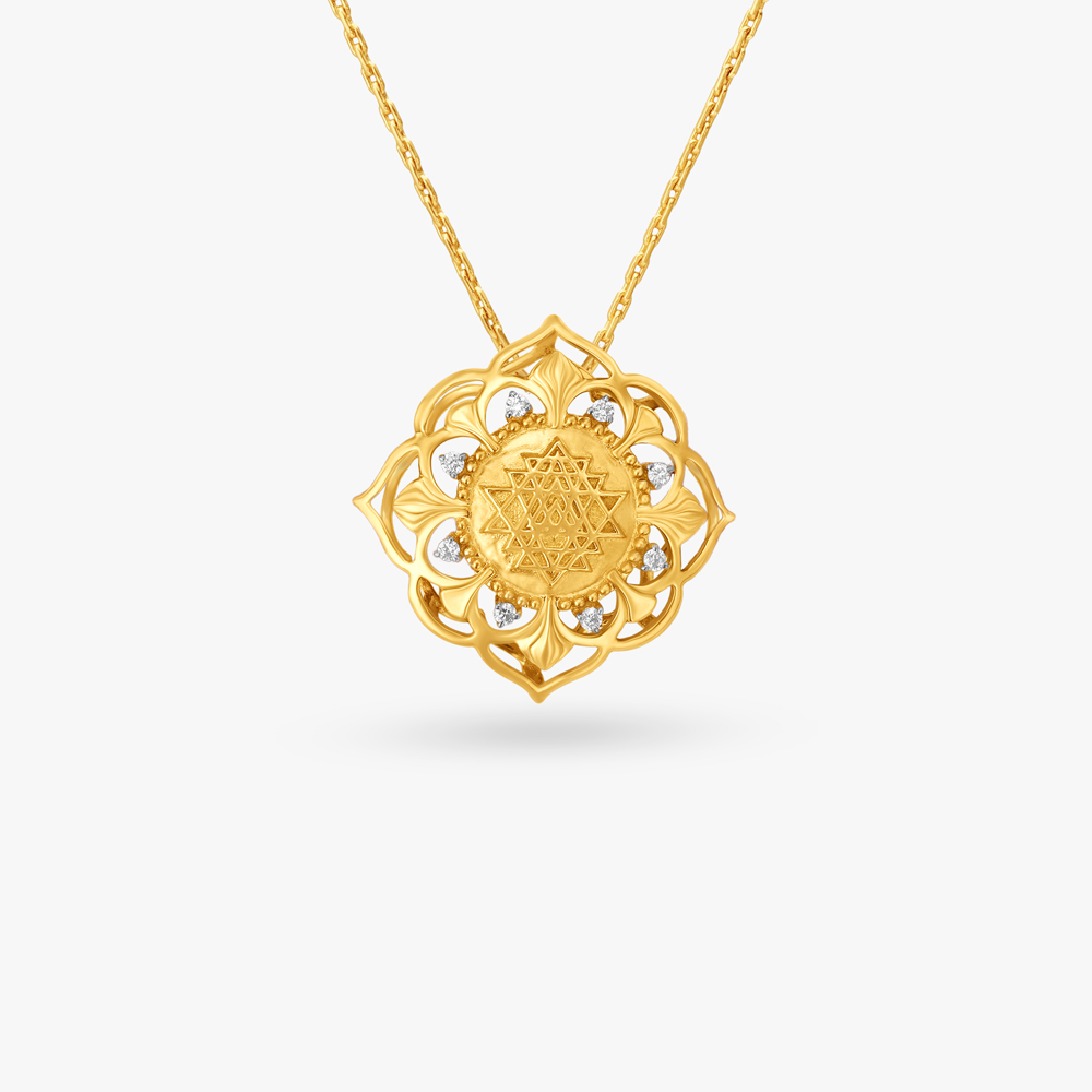 Blooming Nitya Pushta Diamond Rakhi Pendant,,hi-res image number null