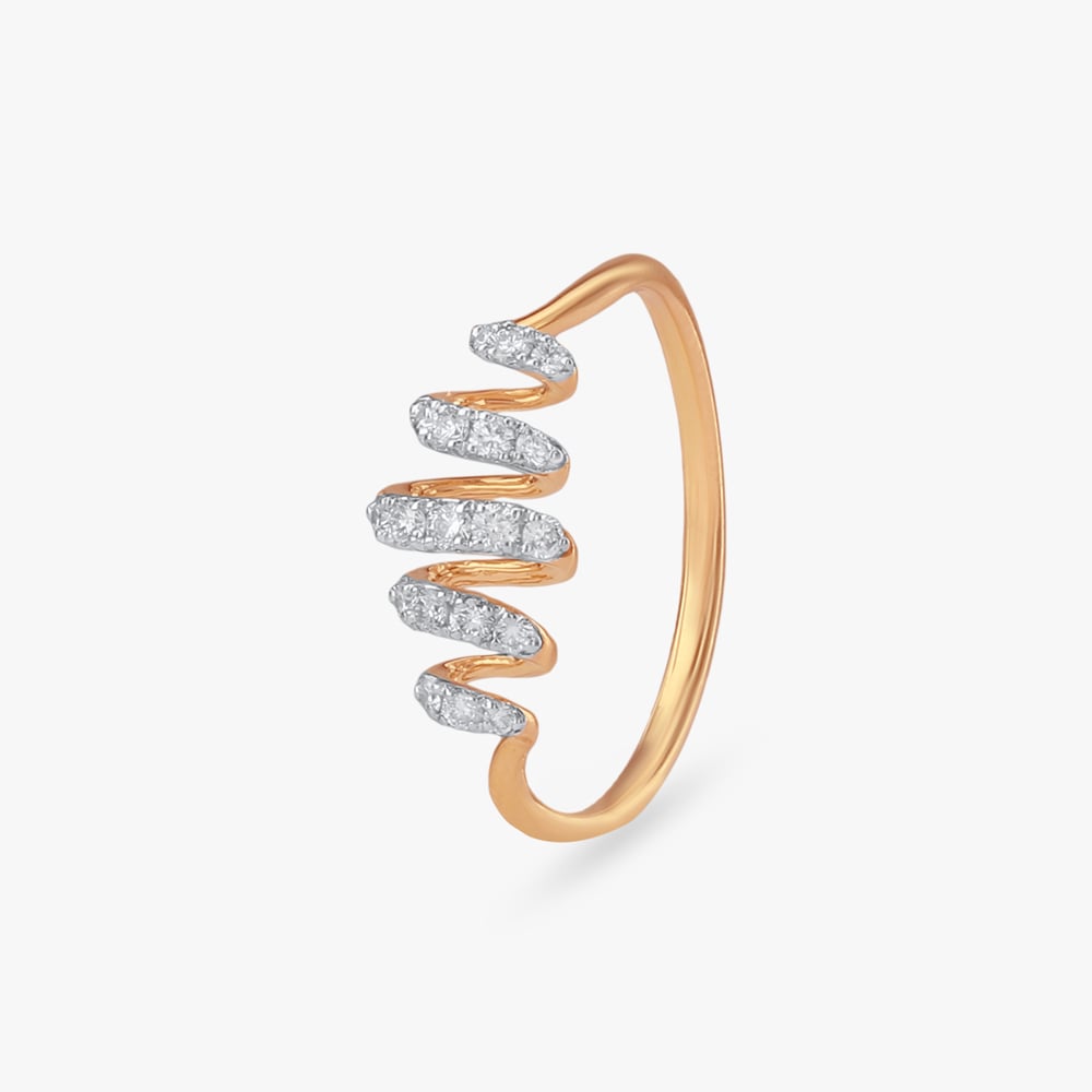 

Wave Gleam Diamond Ring
