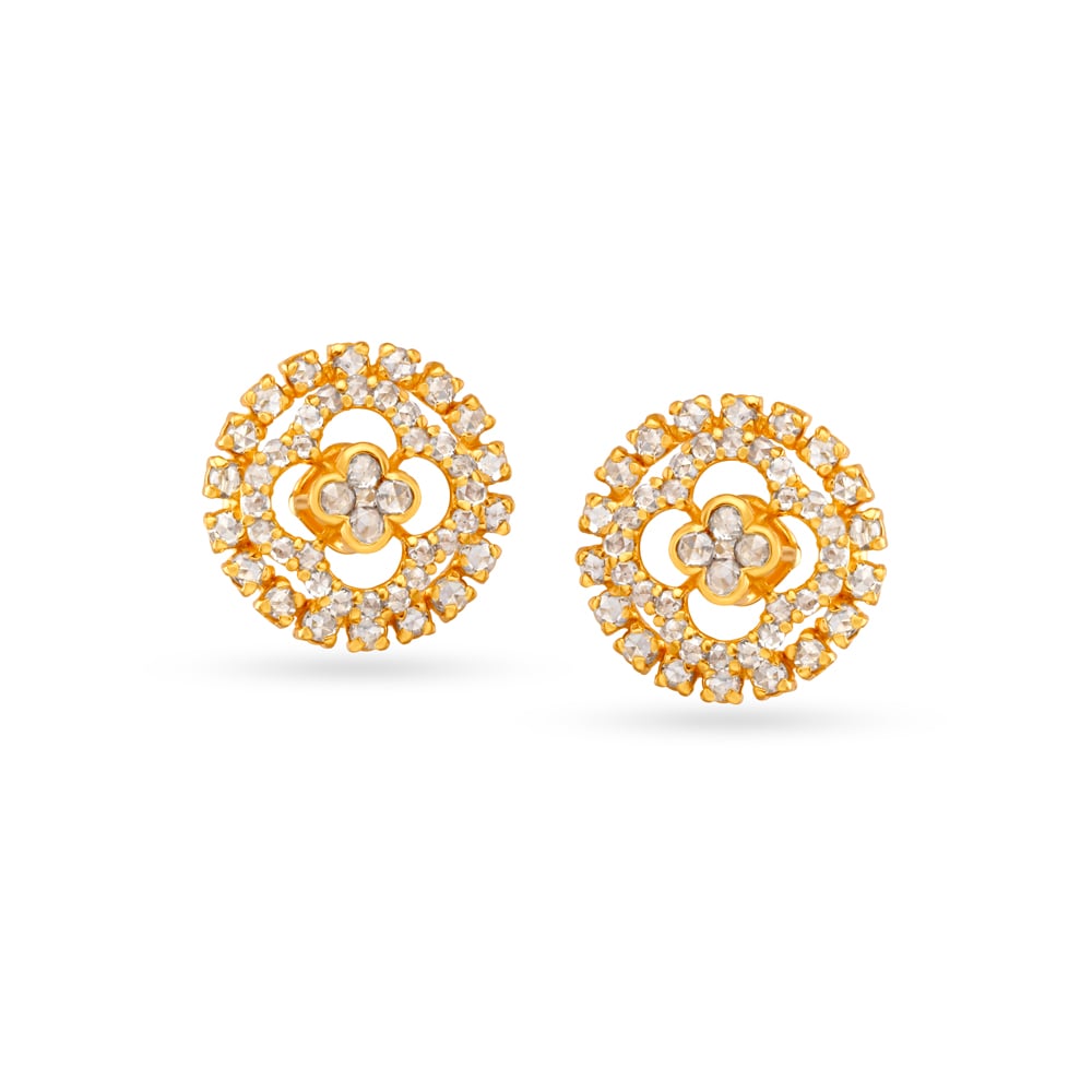 

Delightful Clover Leaf Motif Gold Stud Earrings