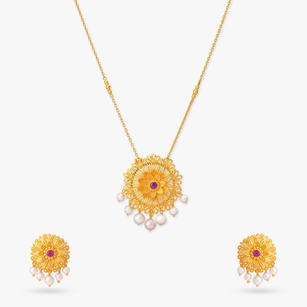 Charming Bloom Gold Pendant with Chain and Earrings Set,,hi-res image number null