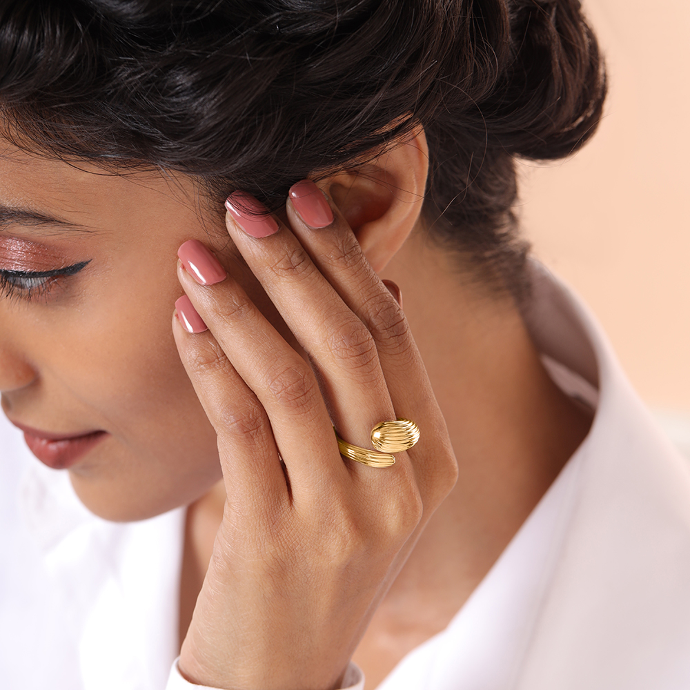 Sunrise Stripes 18KT Gold Finger Ring,,hi-res image number null