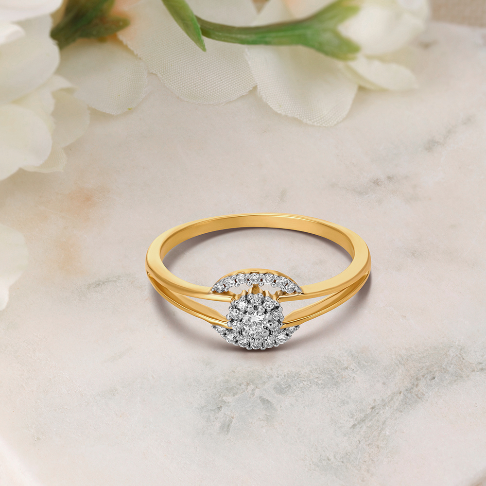 Aesthetic 18 Karat Gold And Diamond Cluster Ring,,hi-res image number null