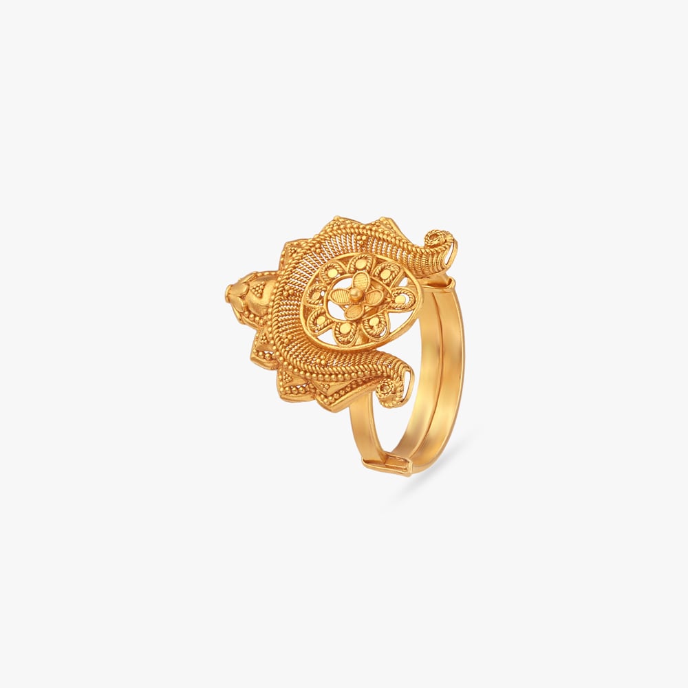 

Opulent Blossom Gold Ring