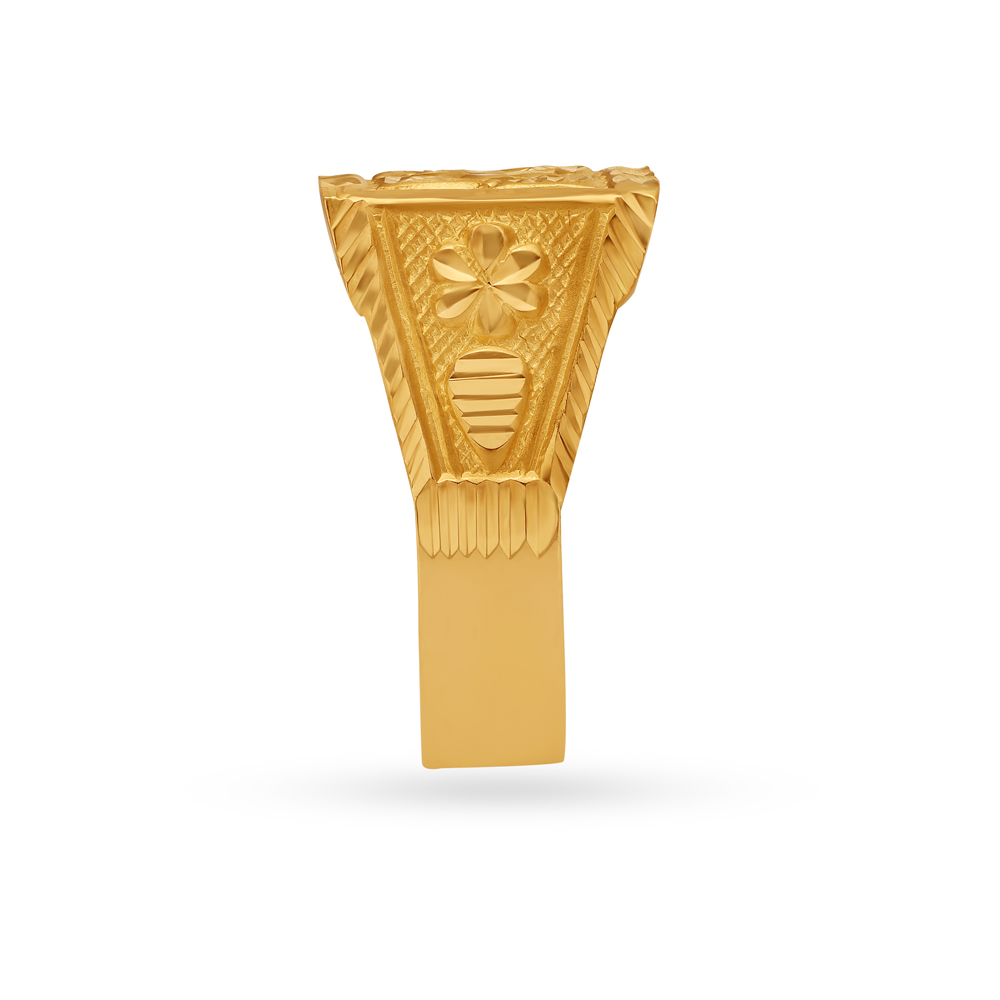 Luxurious Gold Finger Ring For Men,,hi-res image number null