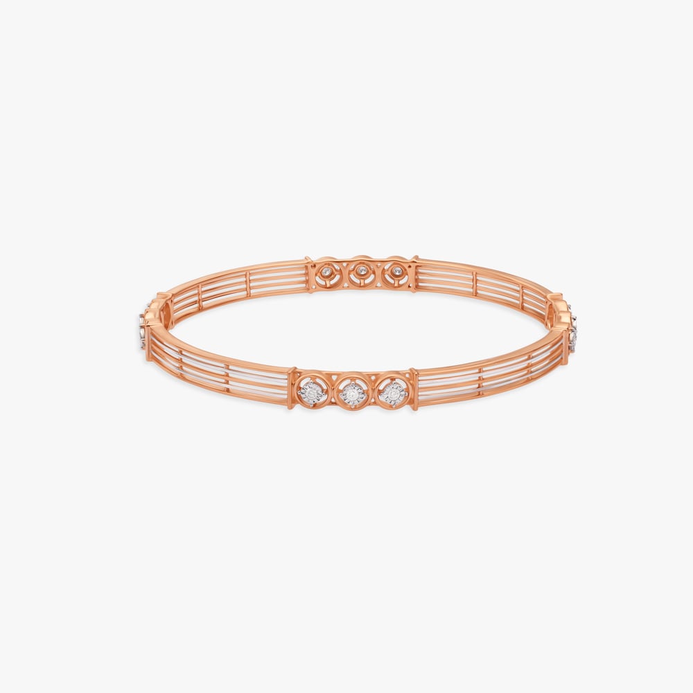 

Alternating Radiance Diamond Bangle