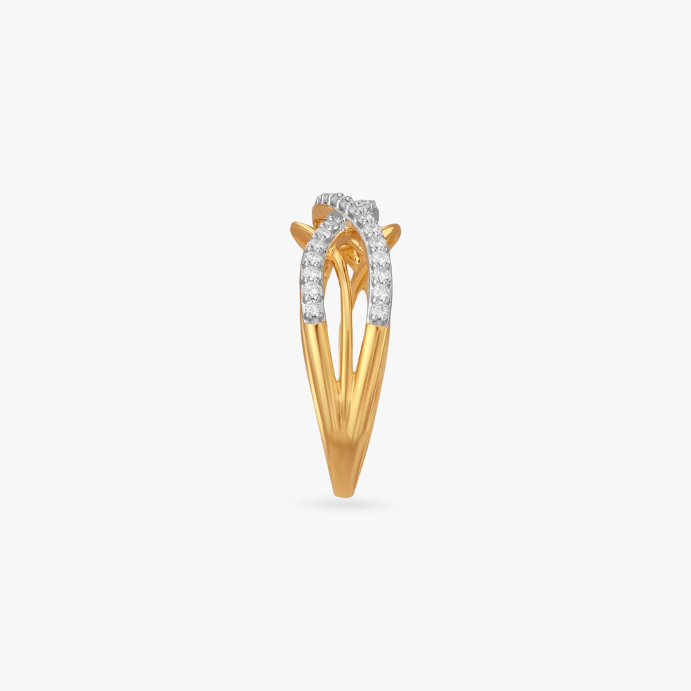 Crisscross Radiance Diamond Finger Ring,,hi-res image number null