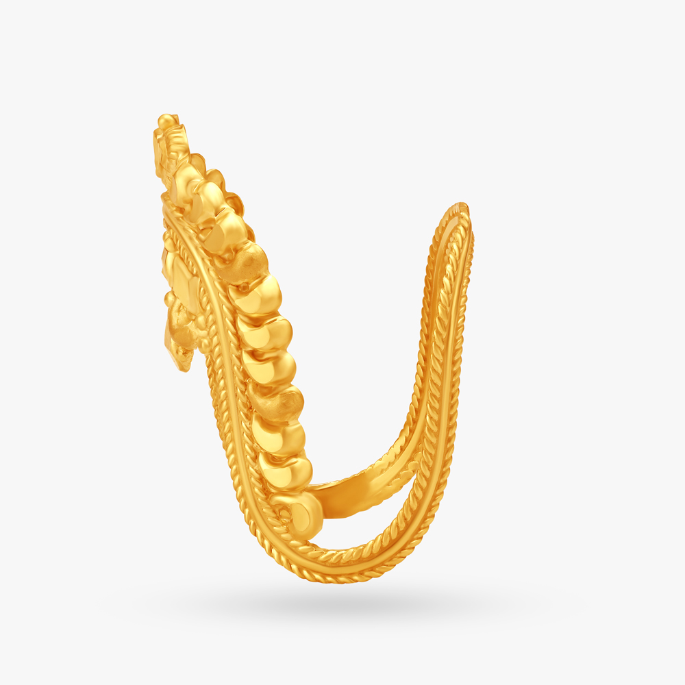 Exquisite Gold Finger Ring,,hi-res image number null
