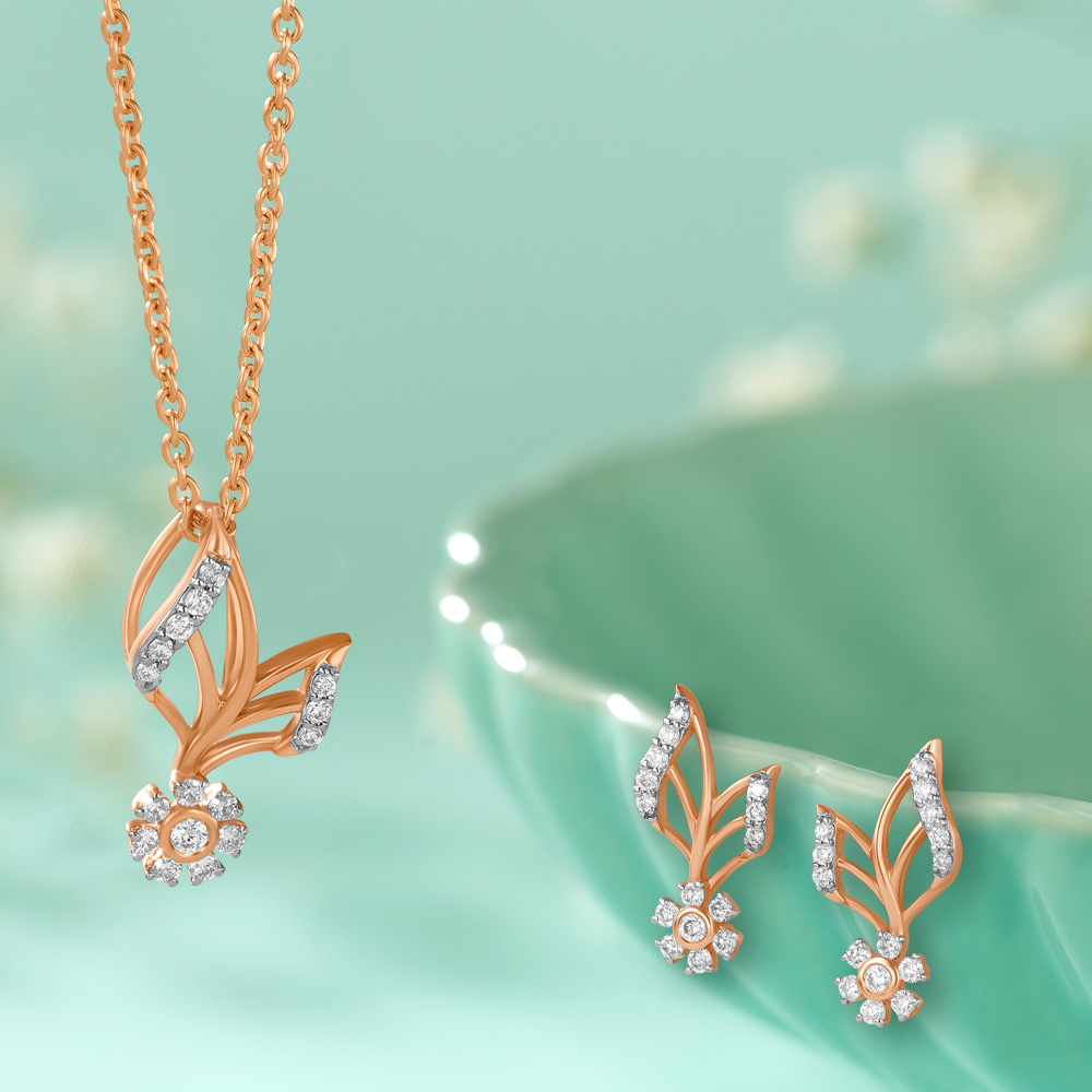 Lovely Flower Diamond Pendant and Earrings Set
