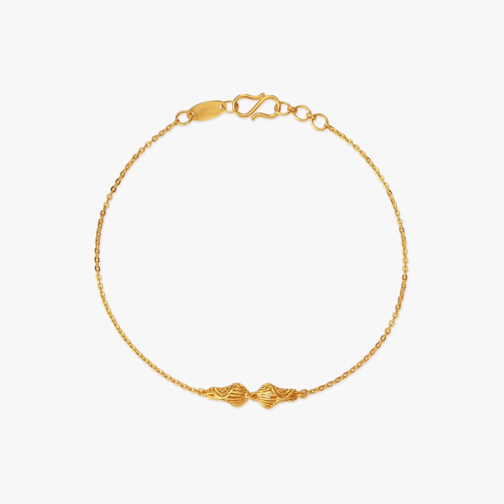 Shell Embrace Gold Bracelet,,hi-res image number null