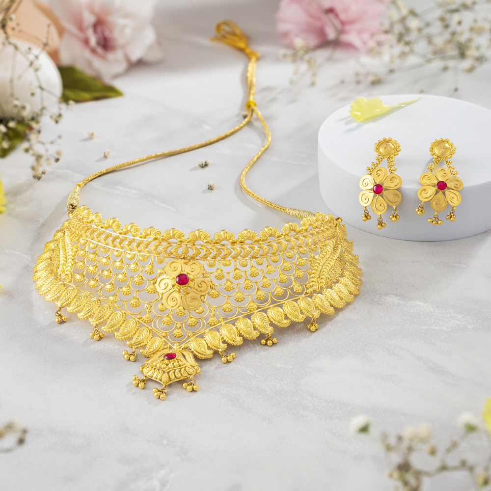 Stunning Gold Choker Necklace Set,,hi-res image number null
