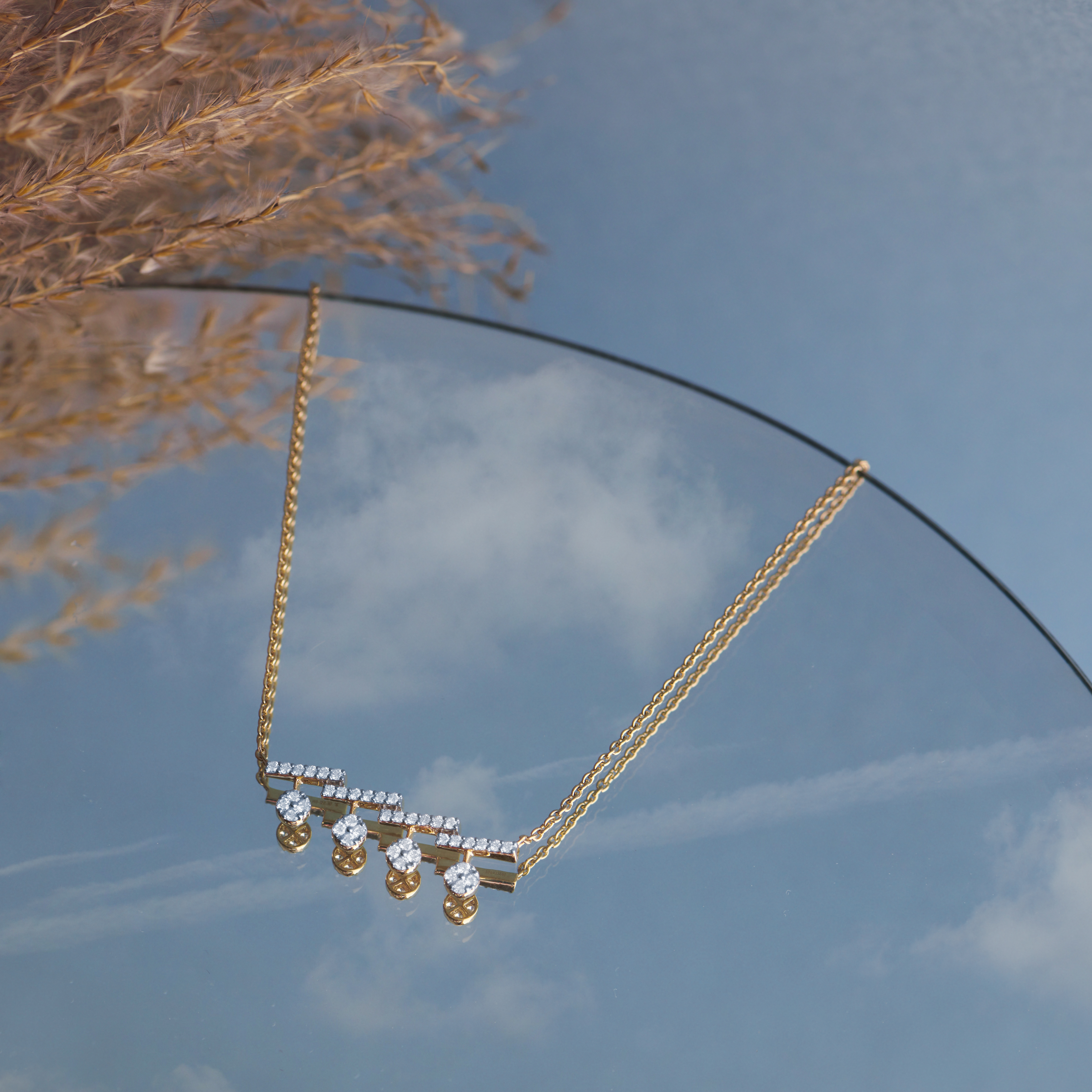 Daint Sparkle Diamond Pendant with Chain