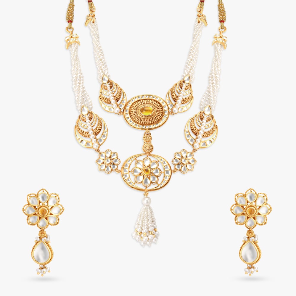 Finesse Gold Necklace Set,,hi-res image number null